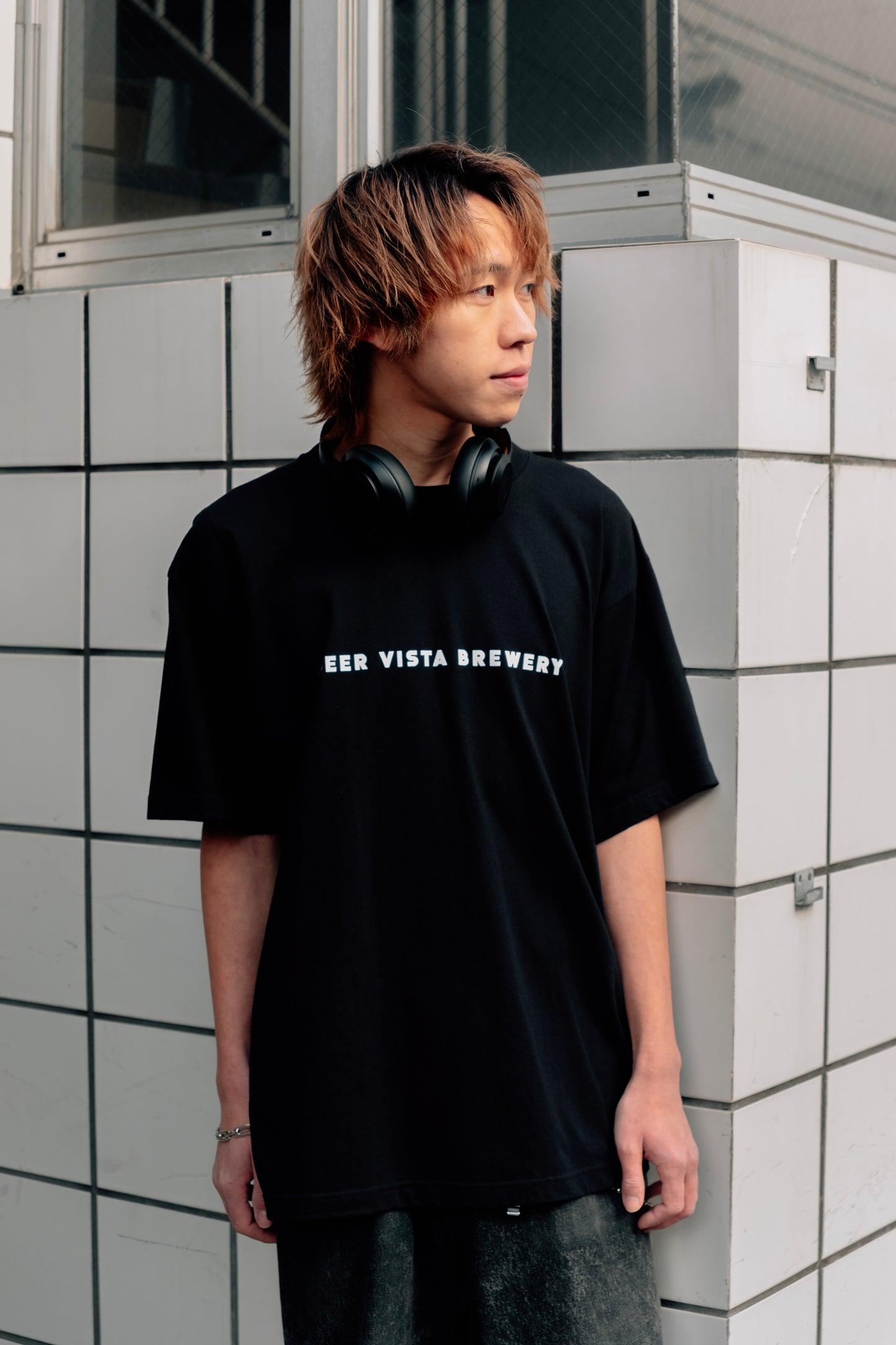 BEER VISTA ロゴ入りTシャツ