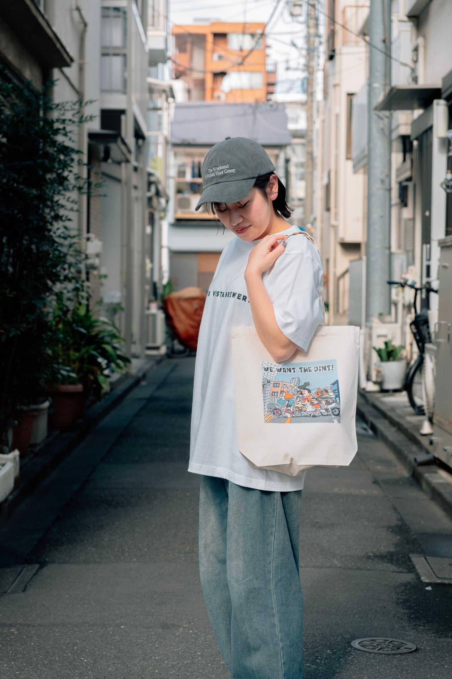 BEER VISTA ロゴ入りTシャツ