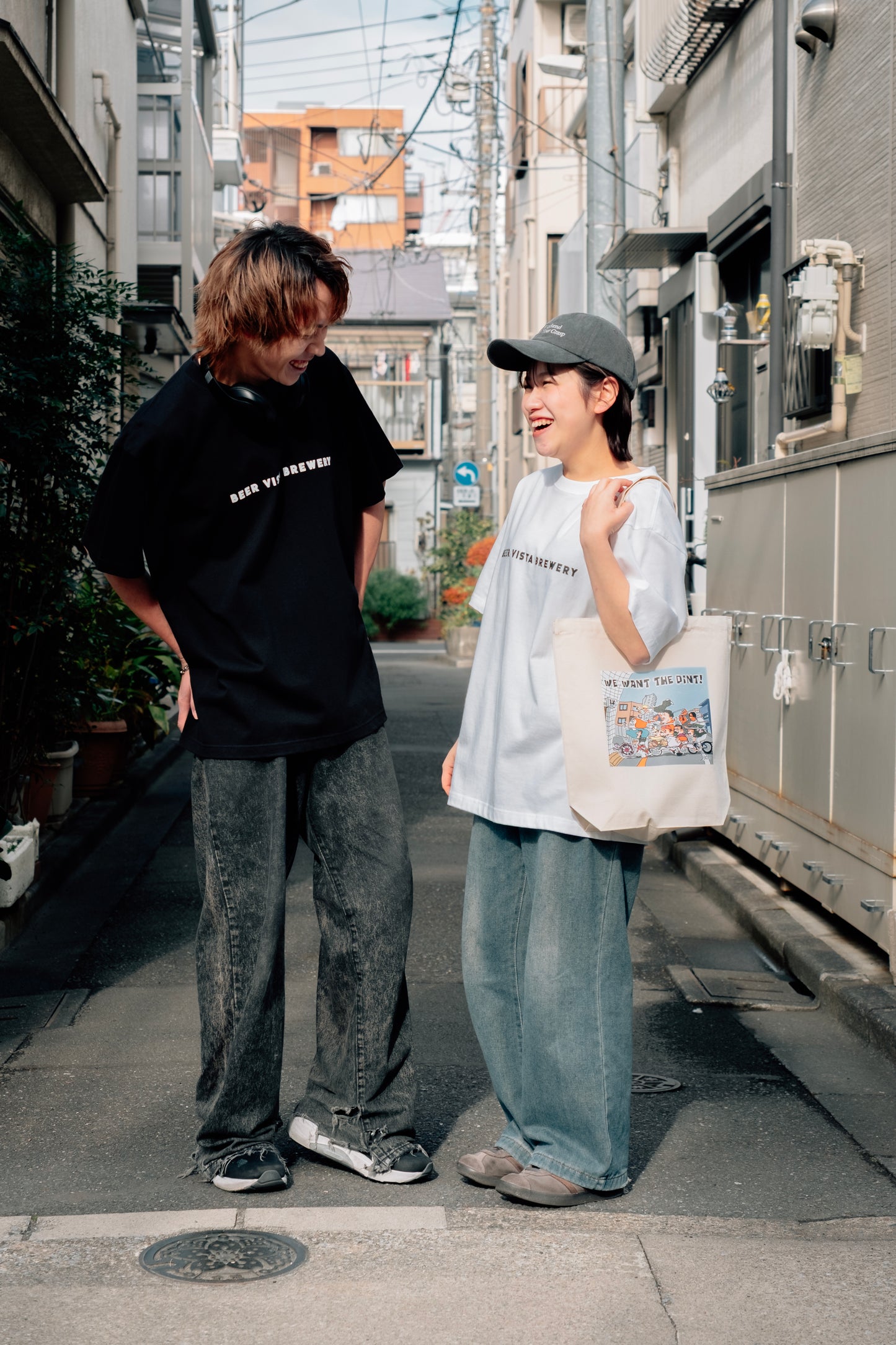 BEER VISTA ロゴ入りTシャツ